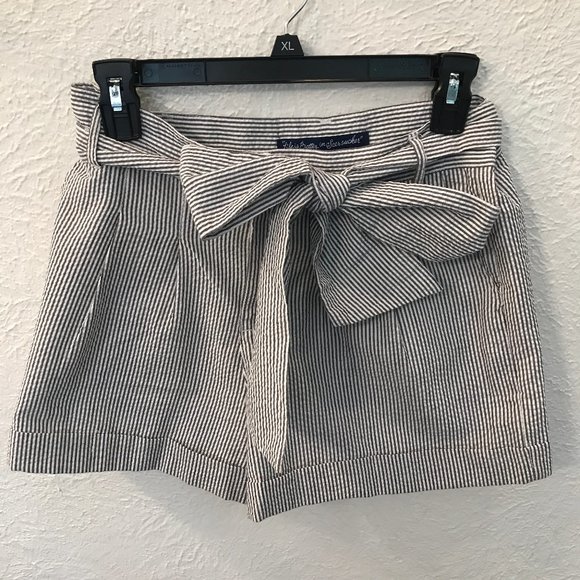 LAUREN JAMES Seersucker Bow Shorts Blue/White XS - Picture 1 of 6